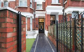 Private Studio Flat