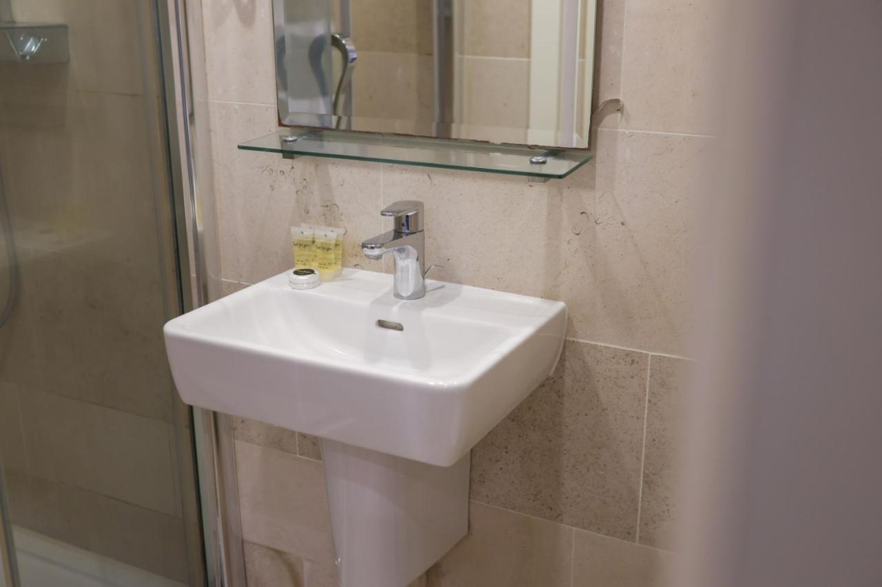 Appartamento Private Studio Flat Londra Esterno foto
